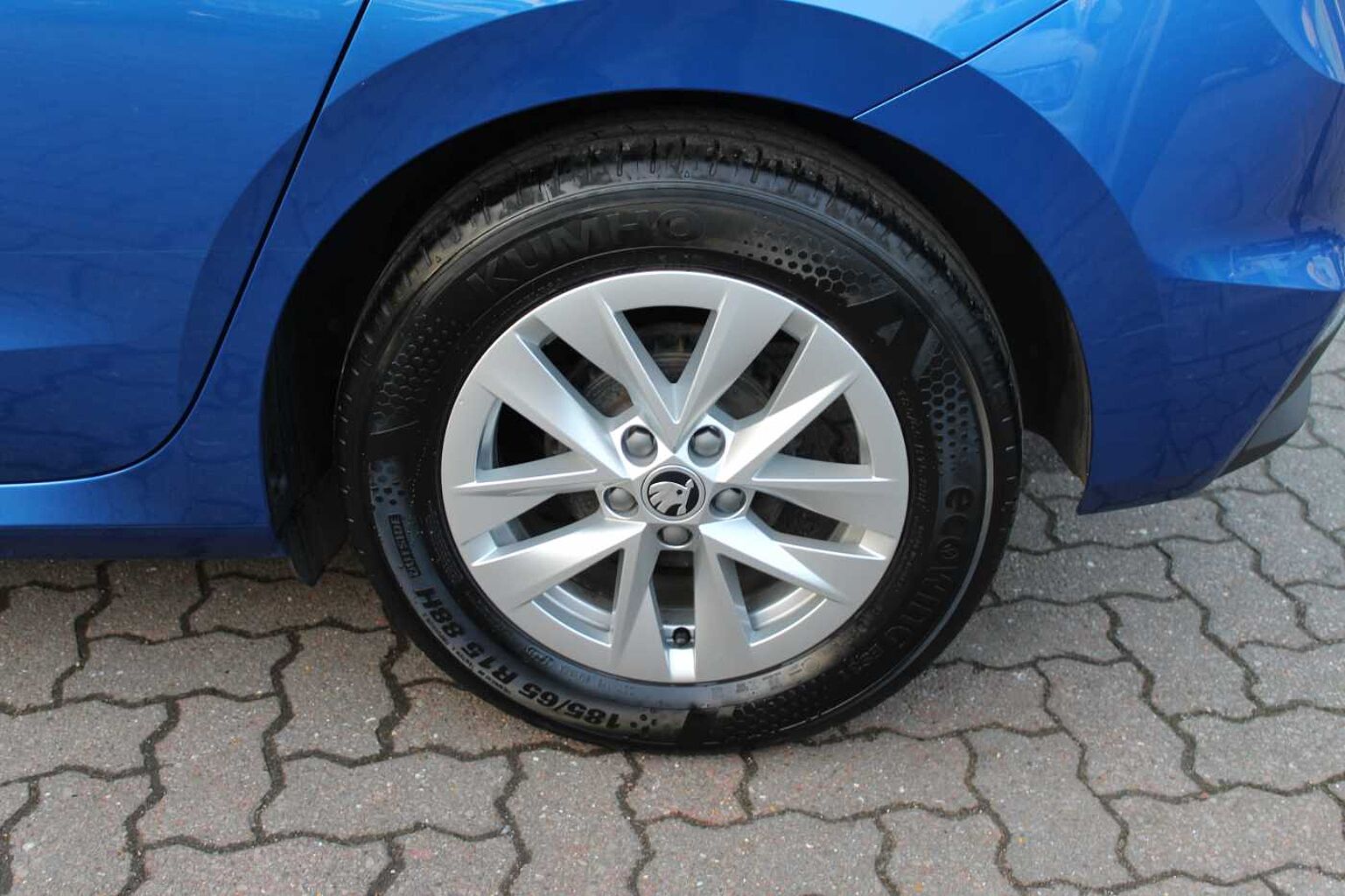 SKODA Fabia 1.0 MPI (80ps) SE Comfort 5-Dr Hatchback